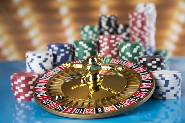 galabet mobile app showing live football fixtures and casino game library